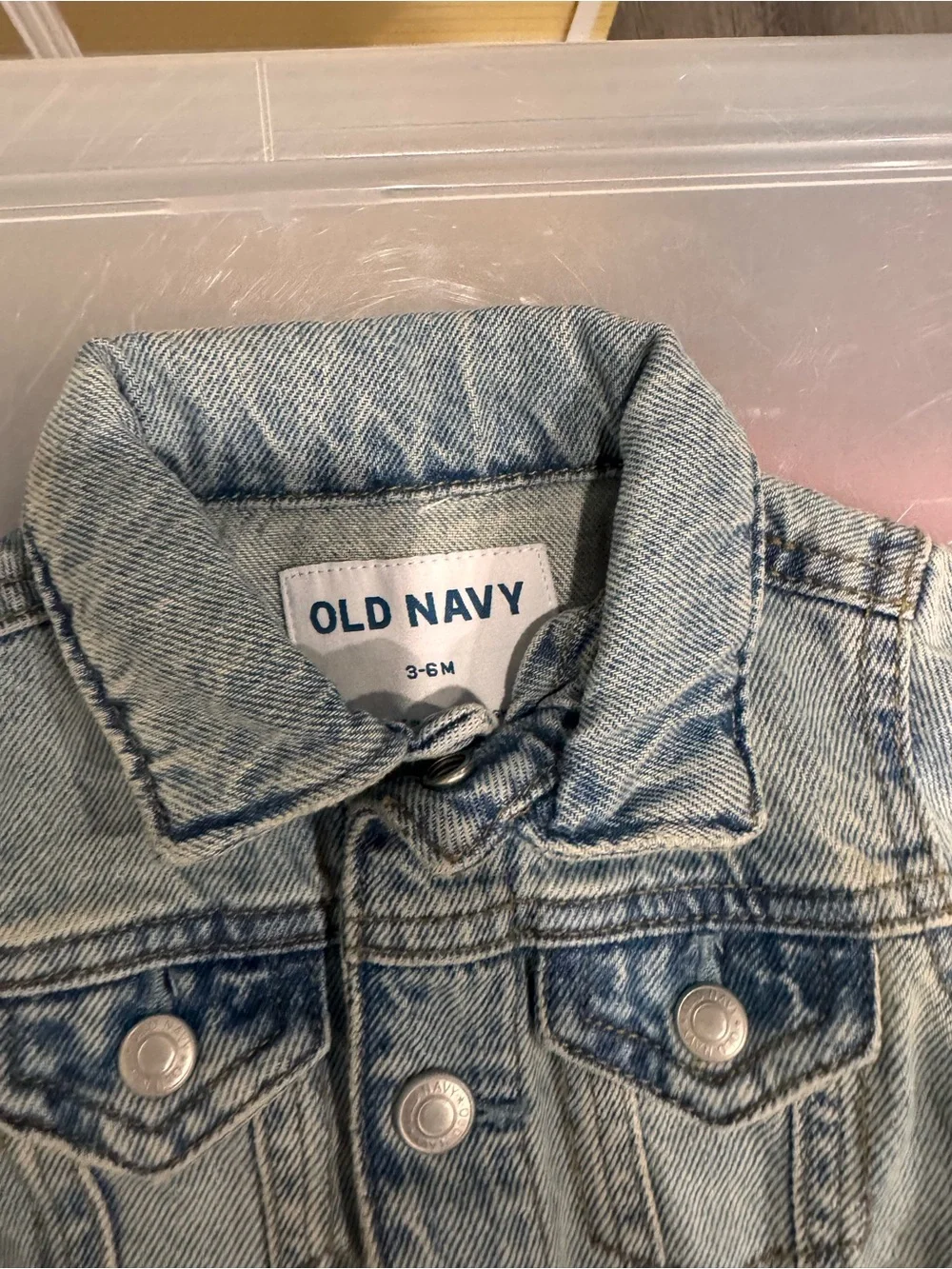Old Navy Light Wash Denim Jacket size baby 3-6 month